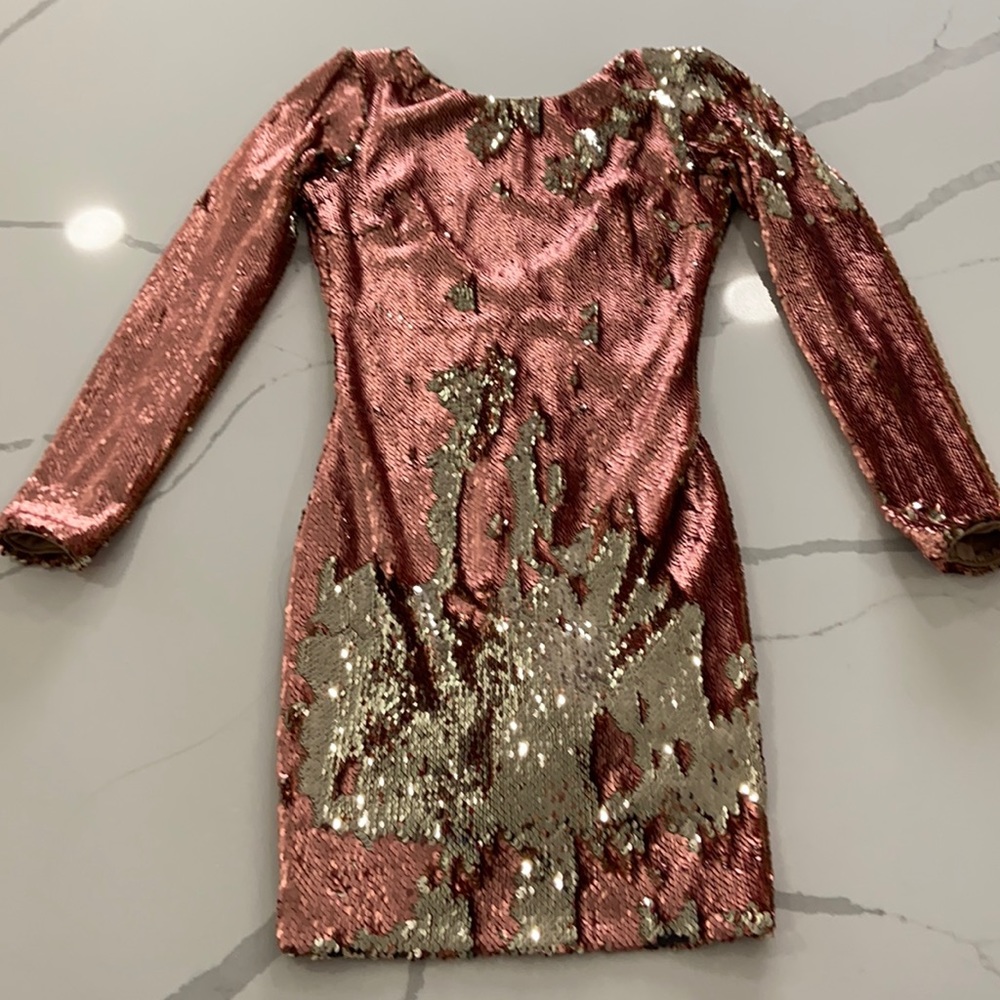 Dress the Population sequin dress XS in rose gold. Worn once